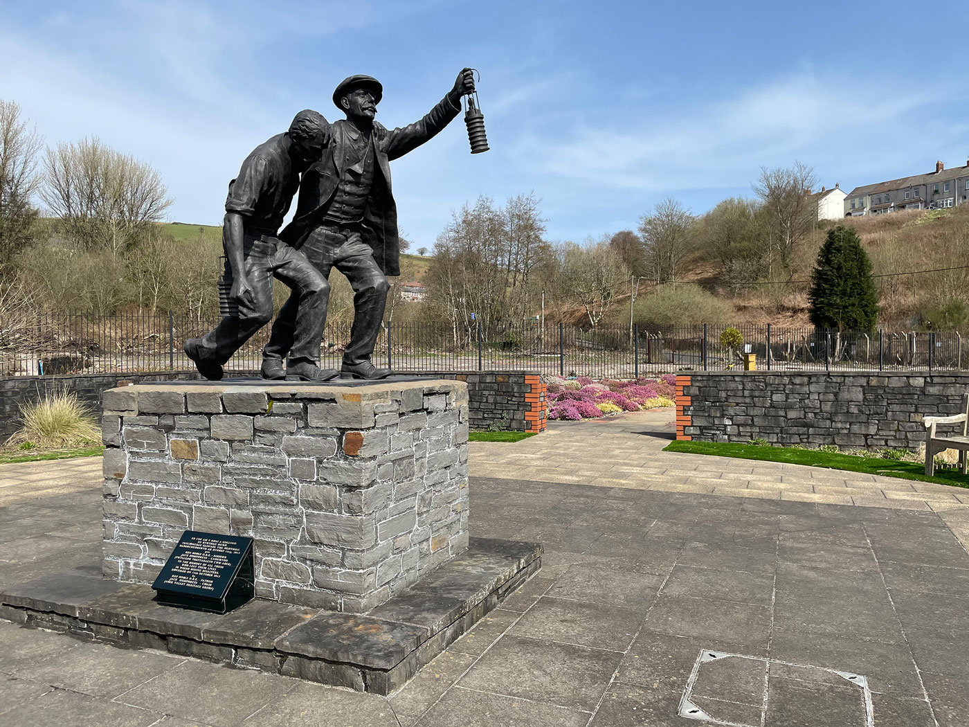 Aber Valley memorial