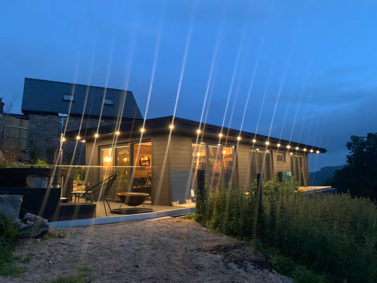 Twmbarlwm Barnfields Lodge